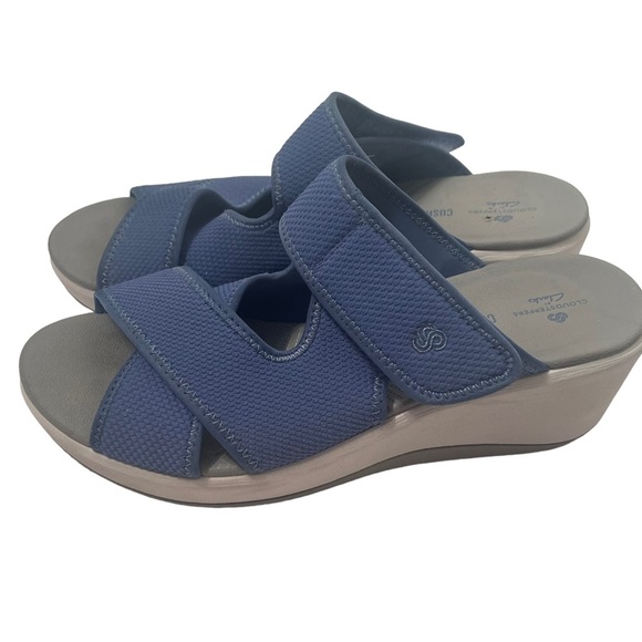 Clarks Cloud Steppers Blue Wedge Shoes          Size 7 1/2 W - Picture 3 of 7